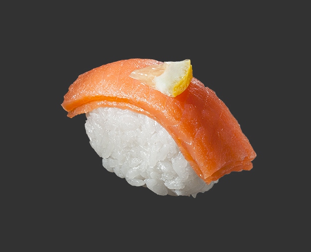 Суши Копчёный лосось. Рыба.Рис