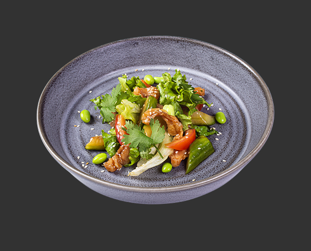Азиатский салат с курицей и эдамаме. Рыба.Рис